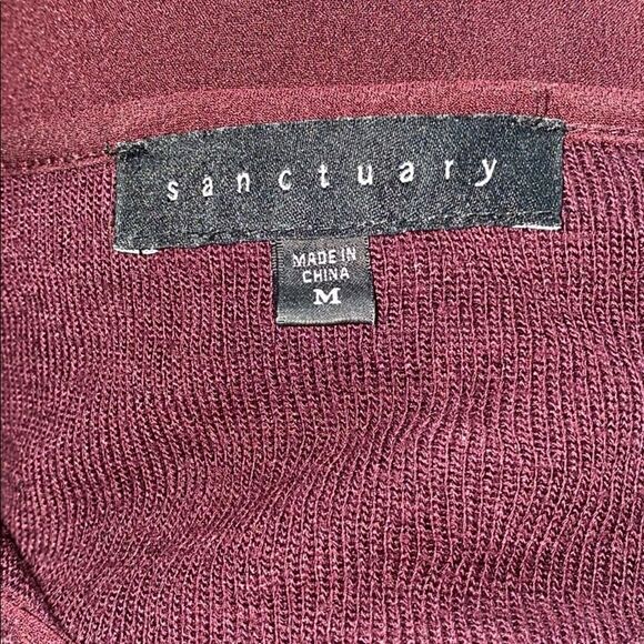 ✨ Sanctuary
Hanna Split Neck Knit Top✨ - Picture 4 of 4